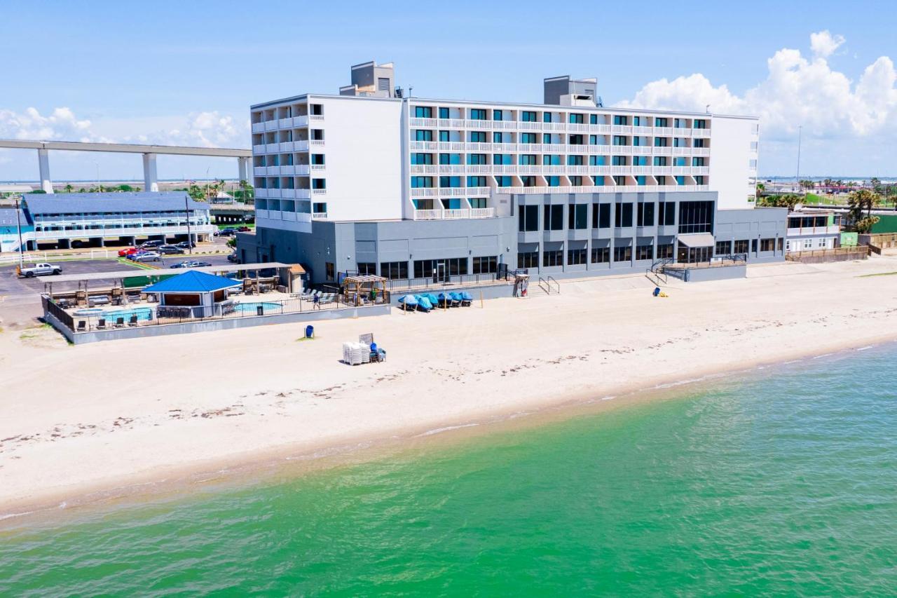 Hotel Doubletree By Hilton Beachfront