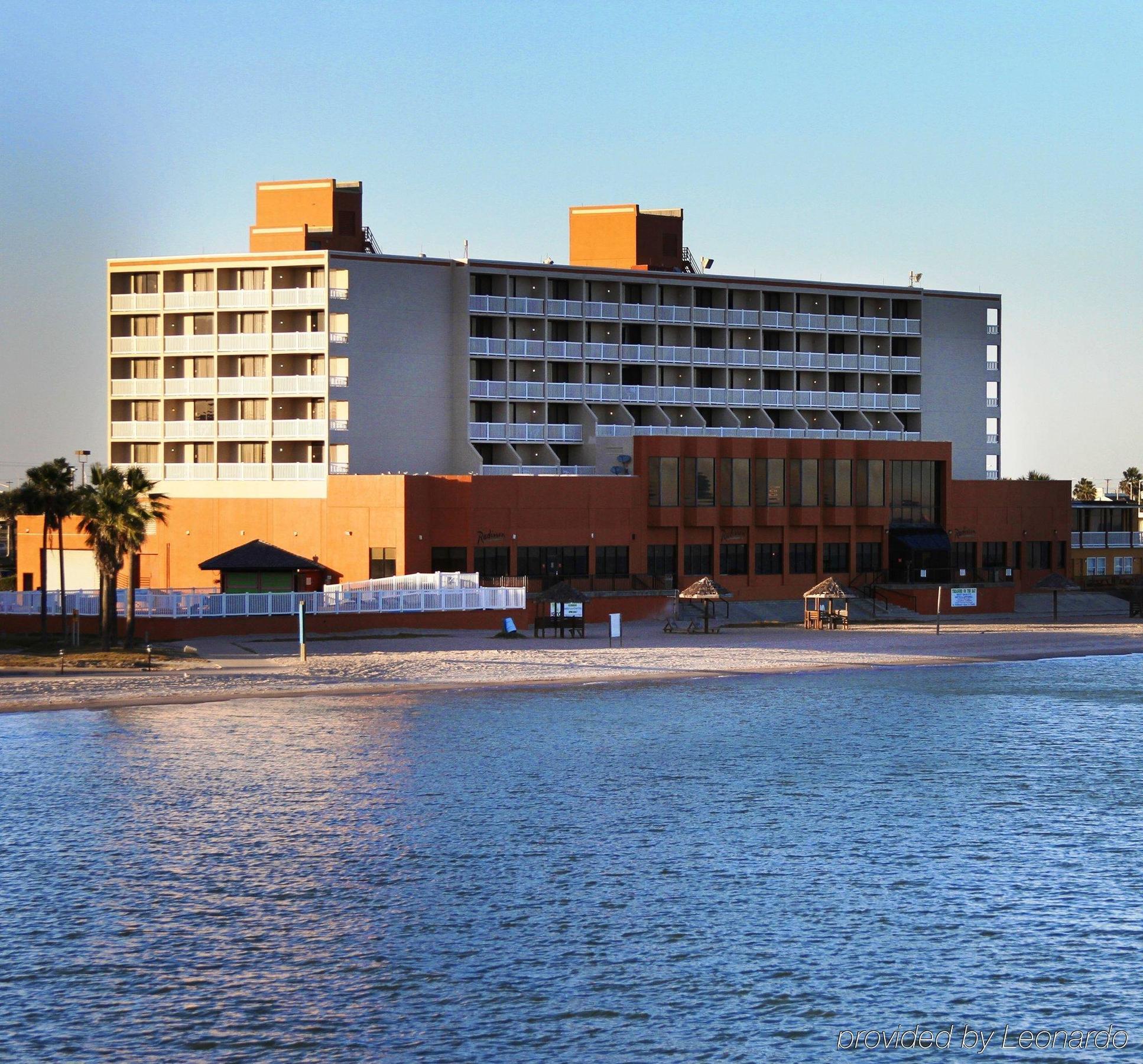 Hotel Doubletree By Hilton Beachfront 4*