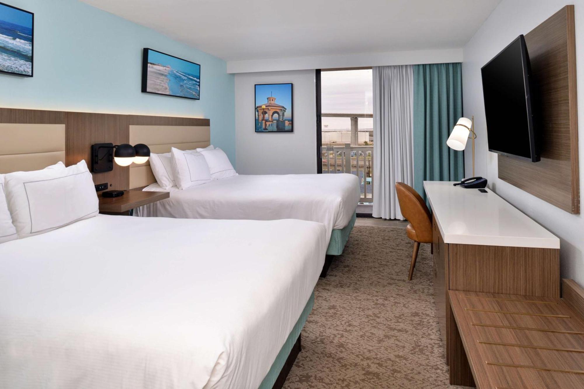 Hotel Doubletree By Hilton Beachfront