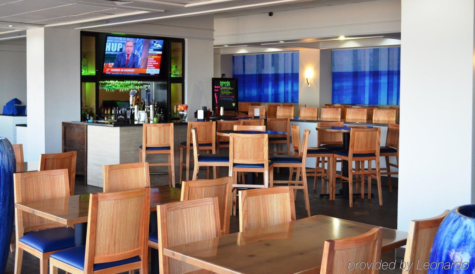 Doubletree By Hilton Beachfront 4*