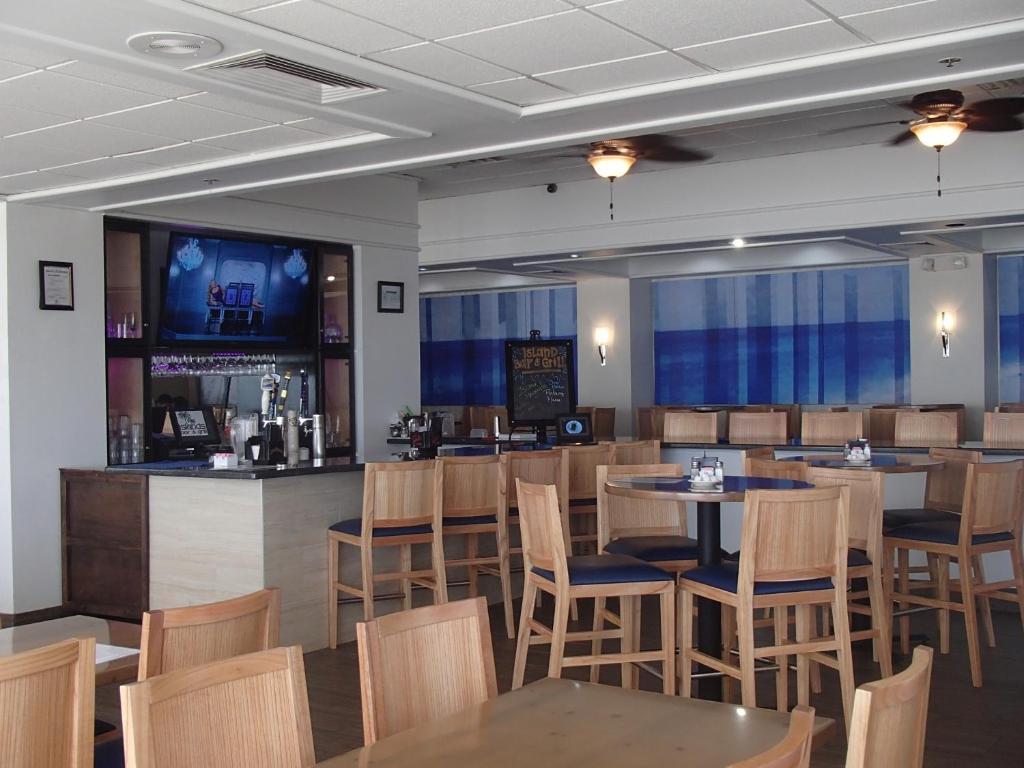 Doubletree By Hilton Beachfront