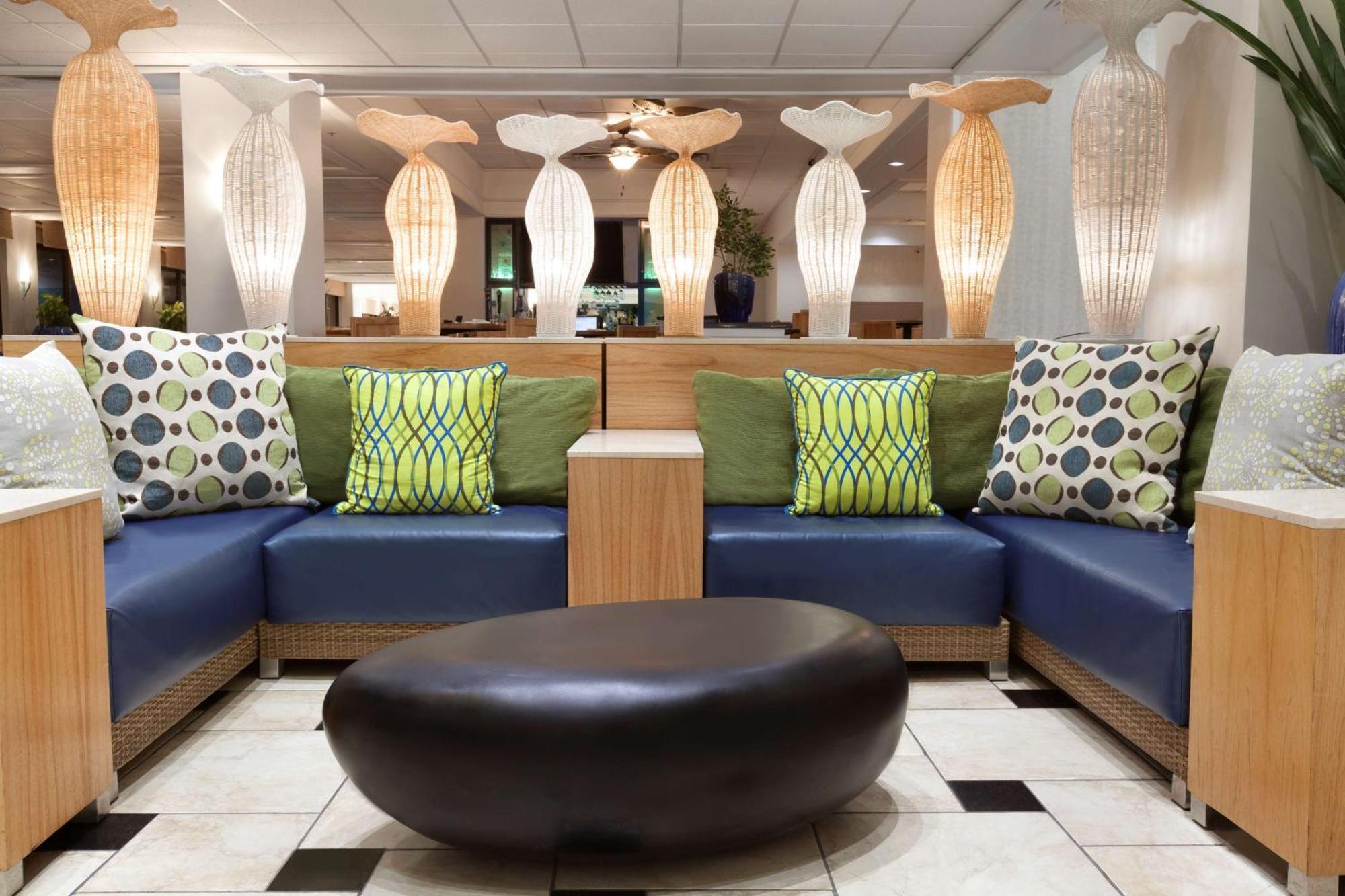 Hotel Doubletree By Hilton Beachfront